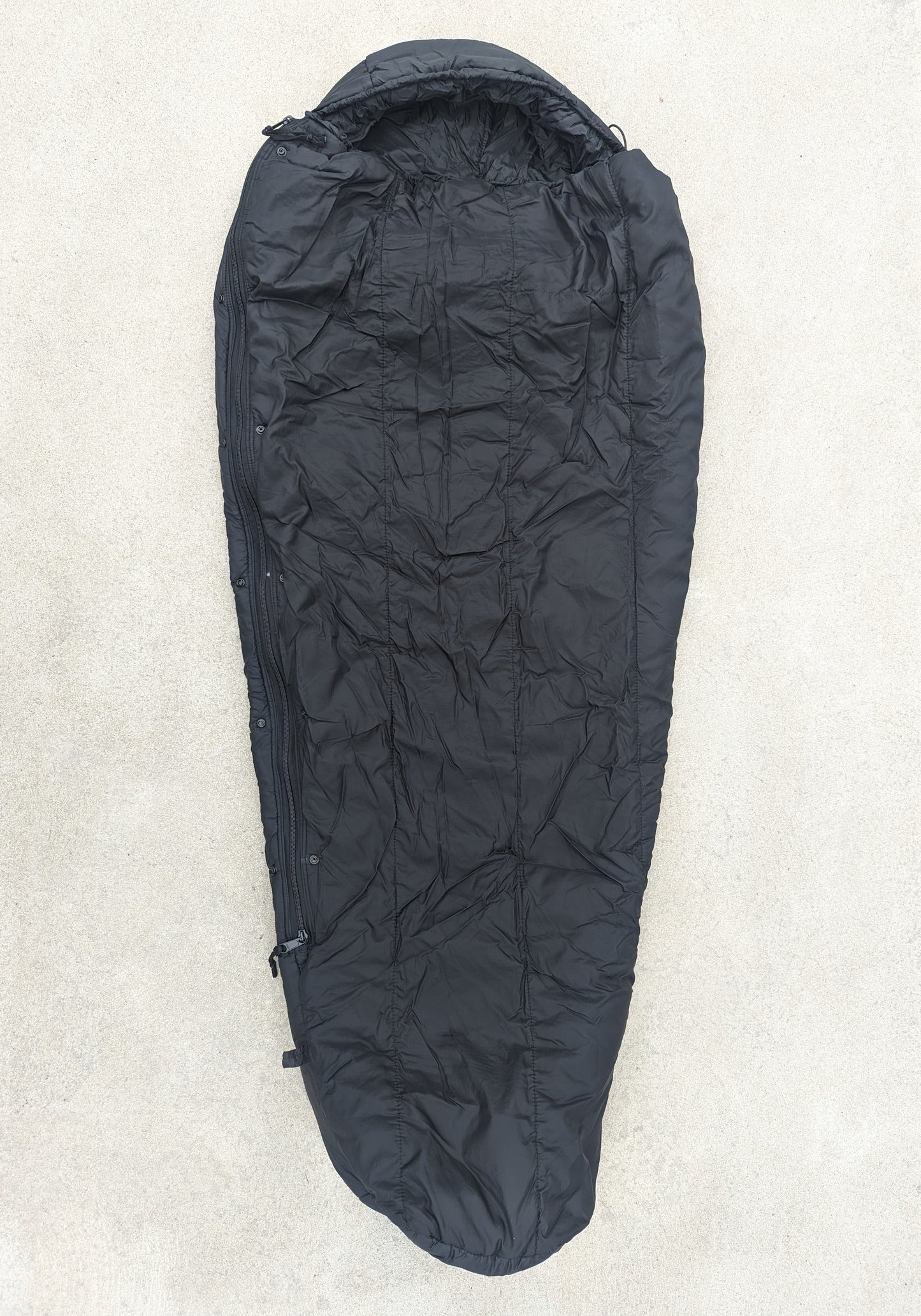 Intermediate Cold Weather Sleeping Bag - Black