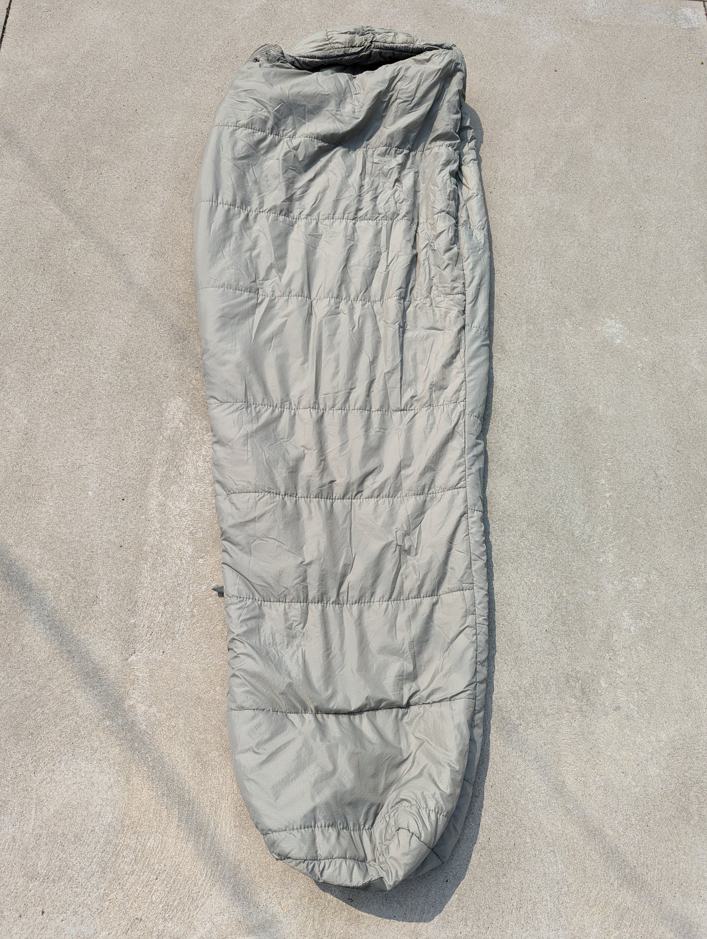 Intermediate Cold Weather Sleeping Bag - Gray