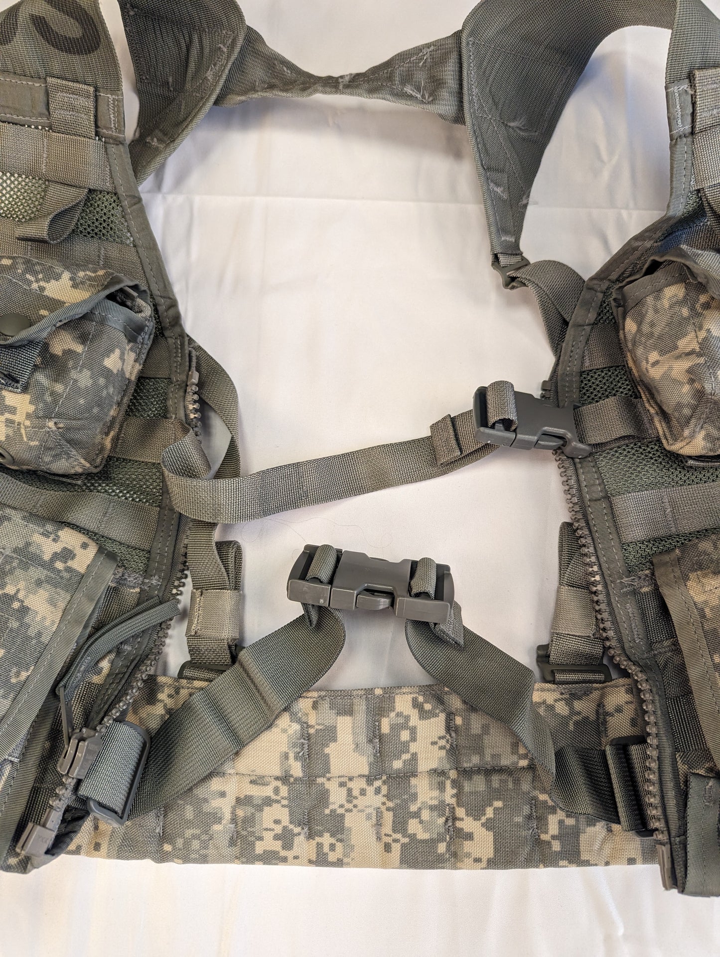 7pc. Load Carrier w/ 6 Pouches - ACU - 4DM-2HG