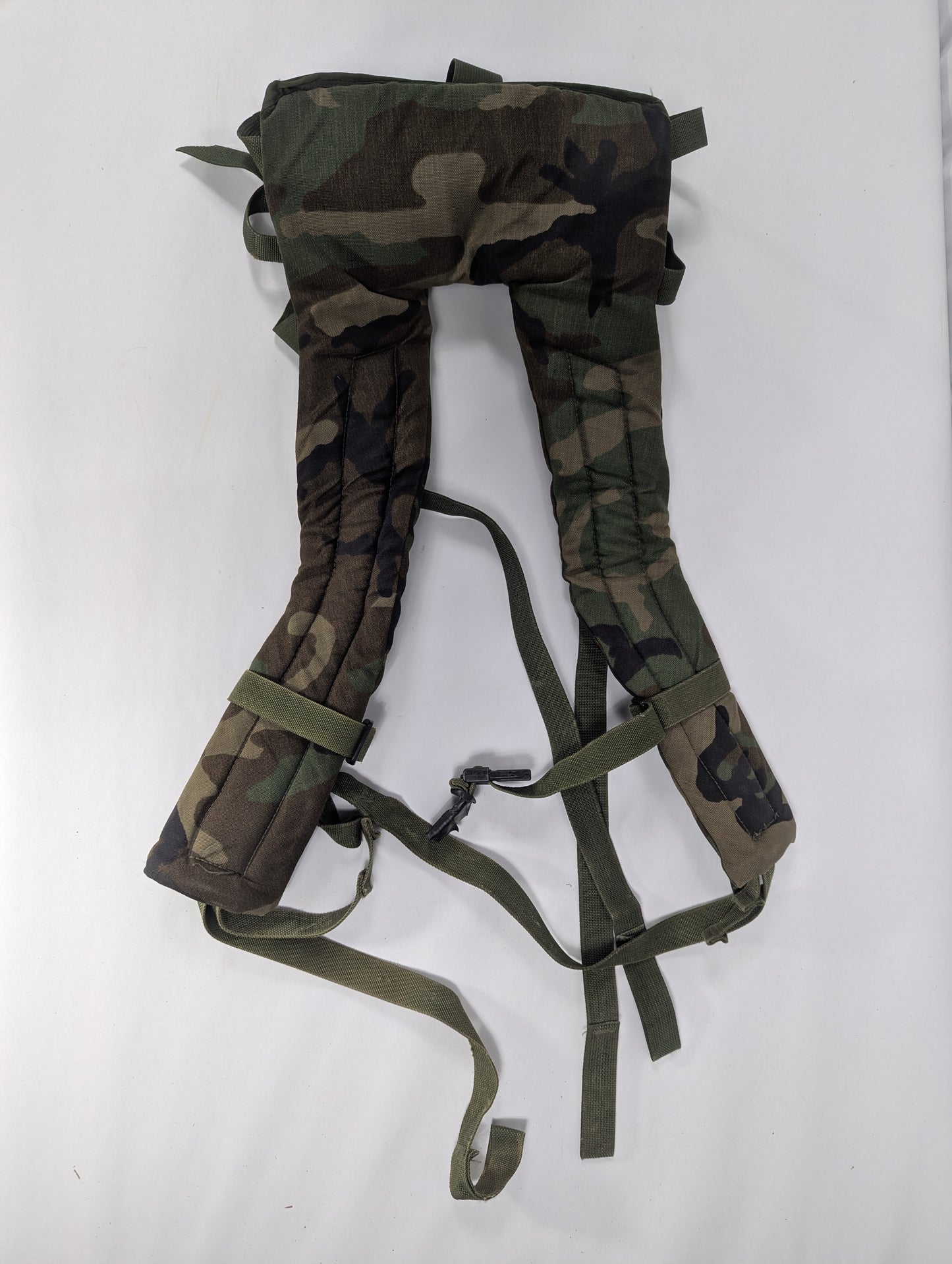 Shoulder Straps - MOLLE - Woodland