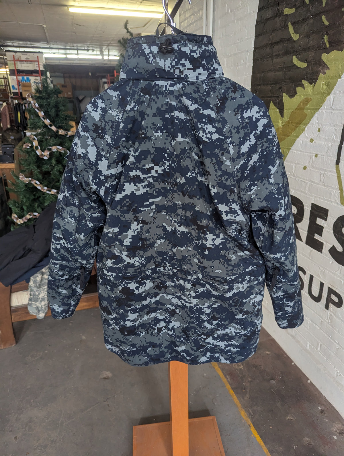 US Navy Working Parka with Liner - Small Regular - Used
