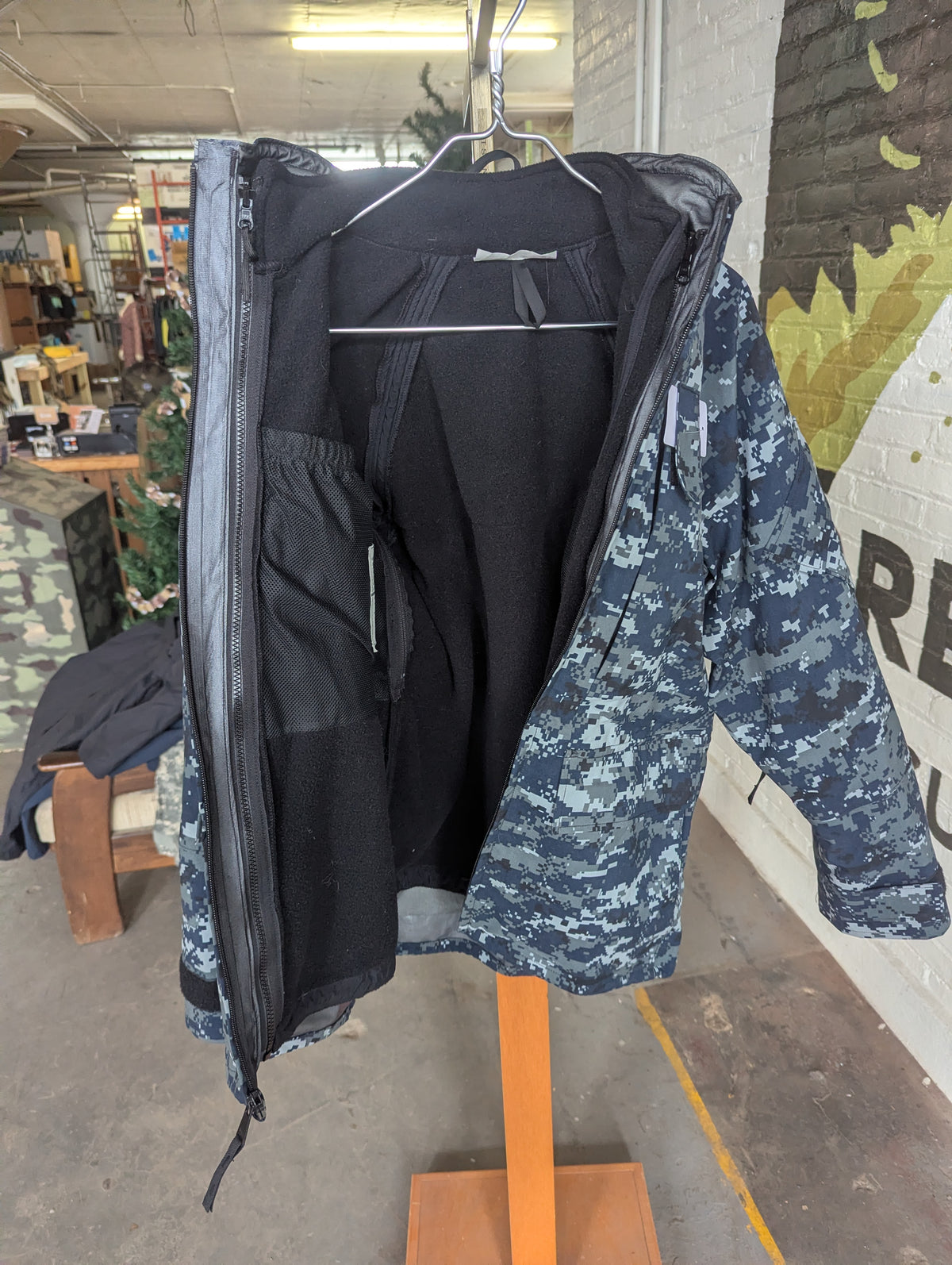 US Navy Working Parka with Liner - Small Regular - Used