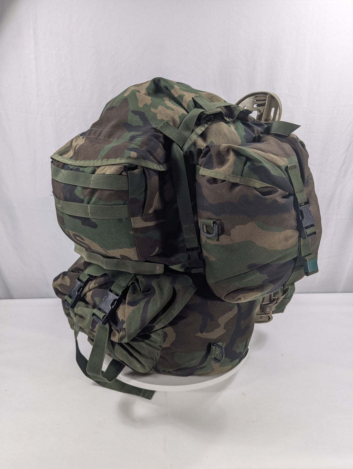 Genuine US Military Woodland MOLLE II Rucksack & Modular Sleep System (MSS) Combo