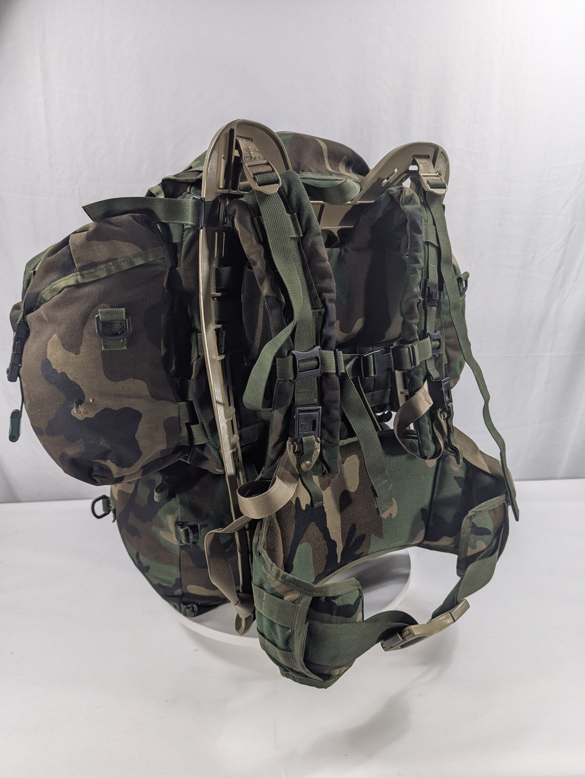 Genuine US Military Woodland MOLLE II Rucksack & Modular Sleep System (MSS) Combo