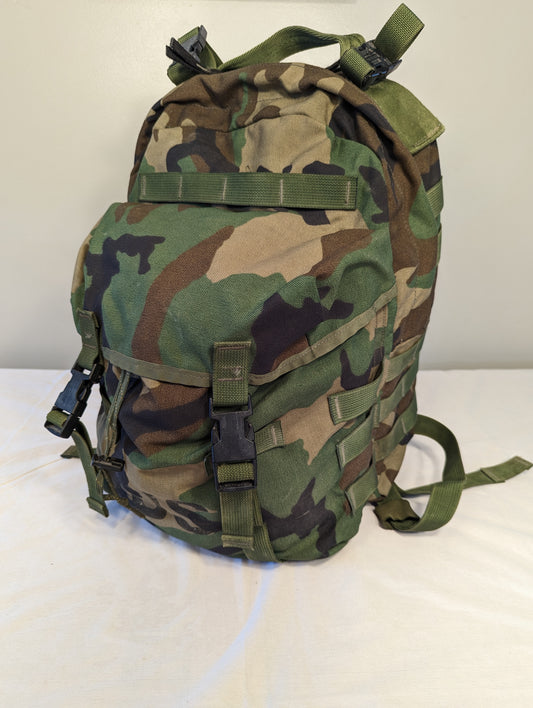 U.S. Military Surplus Woodland Camo Patrol Pack Backpack 8465-01-465-2088